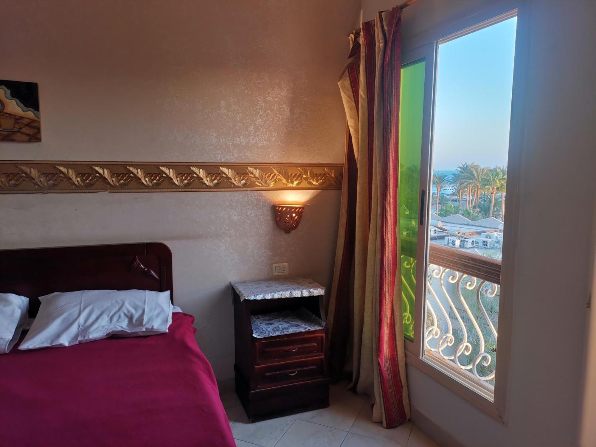 Golden Rose Hotel Hurghada Bilik gambar